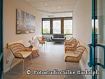 Wartezimmer der Zahnarztpraxis Carolyn Jahn