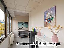 Wartebereich der Zahnarztpraxis Carolyn Jahn